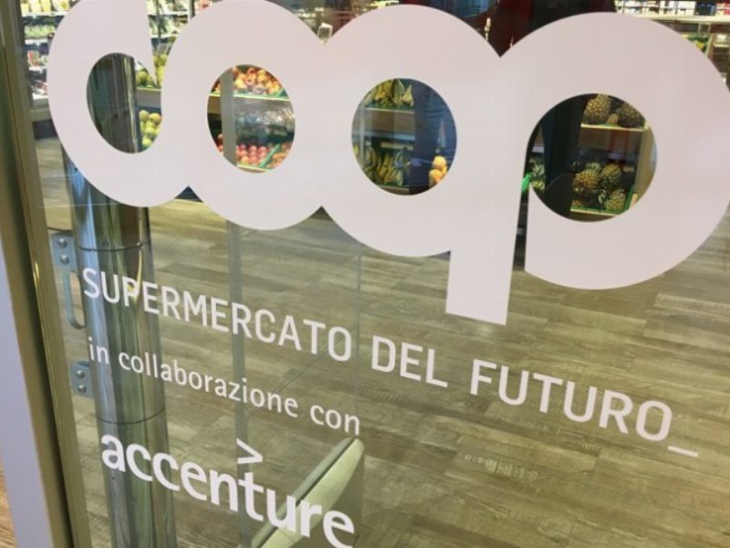 Coop Lombardia, chiude il Supermercato del futuro a Milano Bicocca. Resta operativo solo il bar