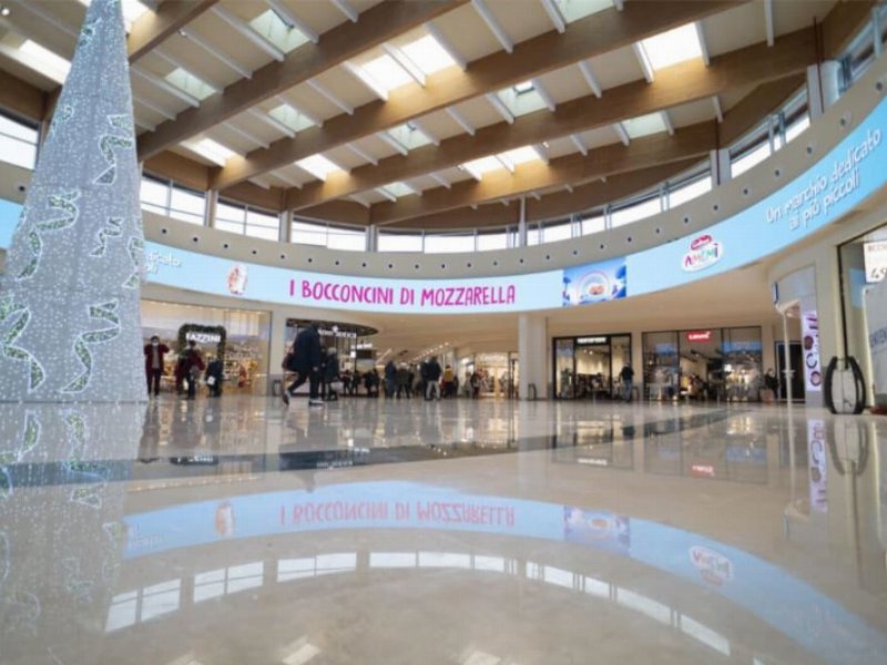 Fiordafood: apre la nuova food court del centro commerciale Fiordaliso