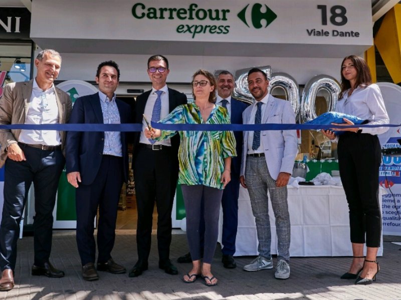 I ricavi di Carrefour crescono per il 4° trimestre. Più debole l’ipotesi dell’exit strategy