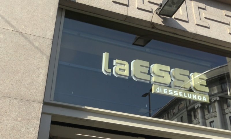 laEsse inaugura in Largo Augusto a Milano