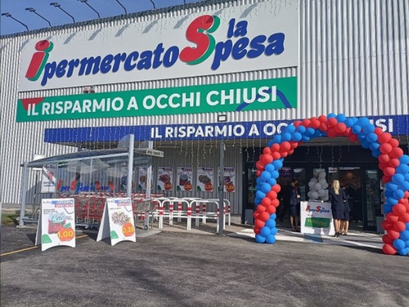 Maiorana inaugura quattro punti vendita Iper la Spesa