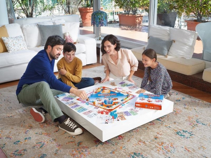 Monopoly Kinder: la condivisione dei momenti in famiglia diventa ancora piu’ divertente