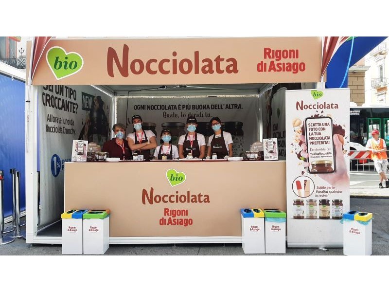 Rigoni di Asiago alla Deejay Ten di Lignano Sabbiadoro con Nocciolata