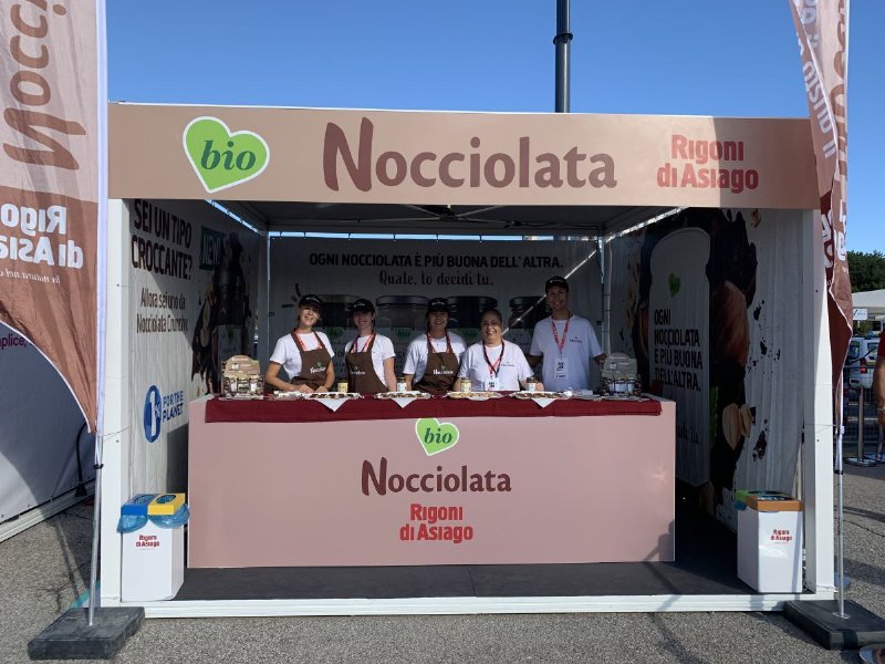 Rigoni di Asiago alla Deejay Ten di Milano con la sua Nocciolata