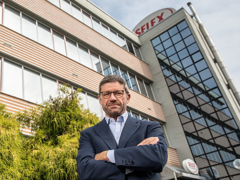 Selex raggiunge i 16,9 miliardi e investe ancora