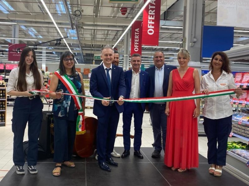 Spazio Conad di Bologna riapre