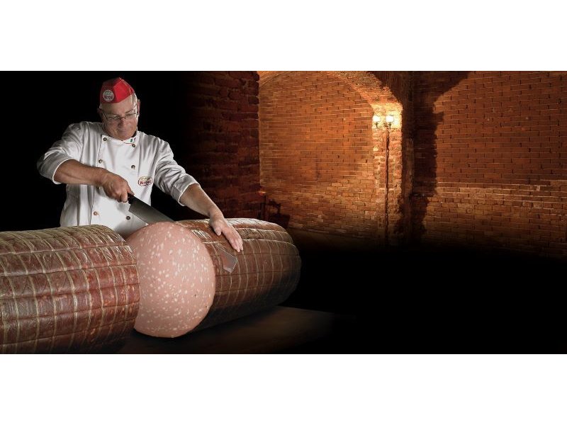 Veroni porta a New York una mortadella da 300 kg