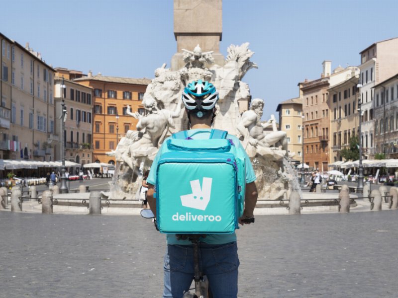 Deliveroo: accordo in esclusiva con Roadhouse