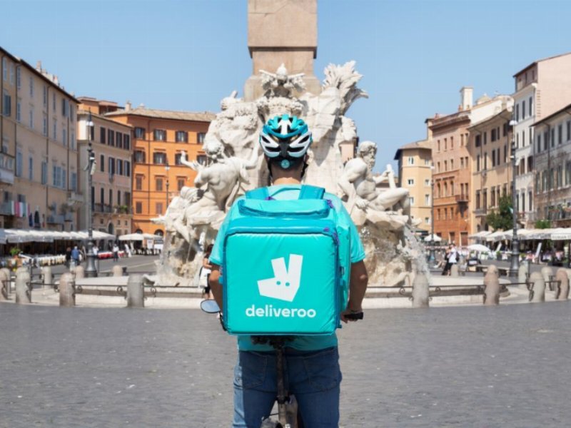 Deliveroo in crescita: due italiani su tre raggiunti dal servizio