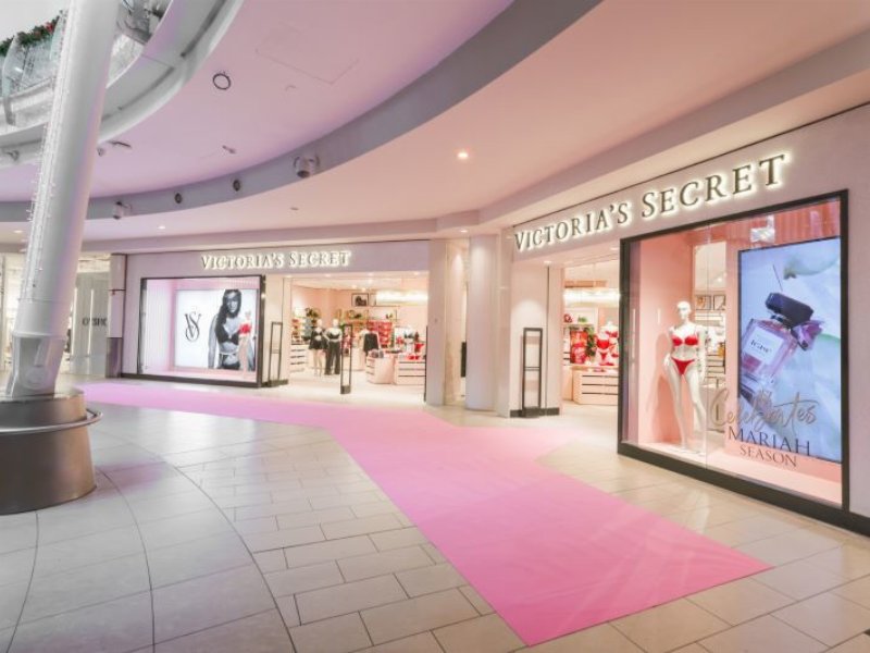 Doppia apertura per Victoria’s Secret con l’inaugurazione degli store di Rimini e Milano