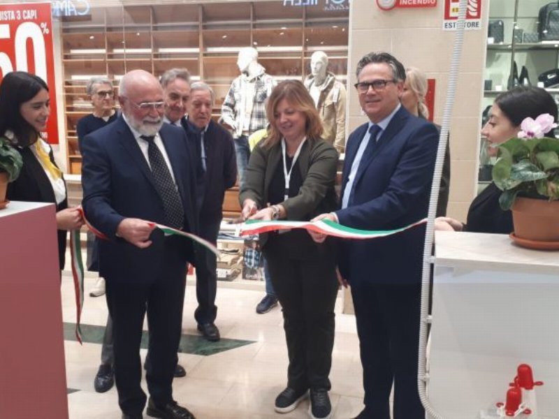 Galleria commerciale Porte dello Jonio di Taranto: sì all'Info Point delle Asl Ta