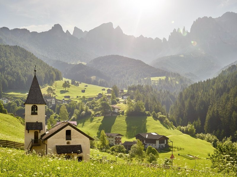 a-tuttofood-lenis-presenta-il-nuovo-succo-di-mela-100-percent-trentito-alto-adige-e-frutti-di-bosco