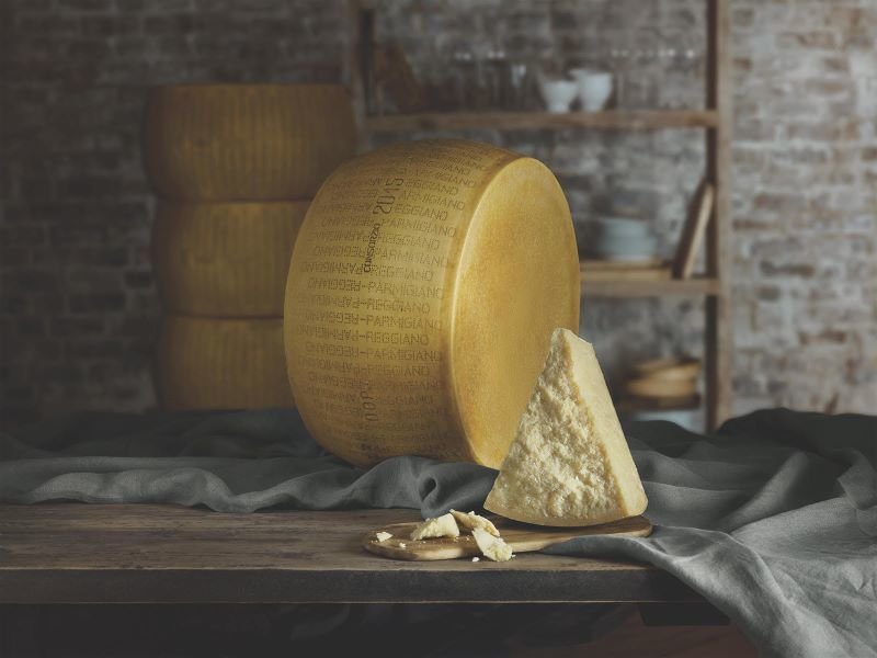 Il Parmigiano Reggiano al centro delle tavole degli italiani nelle festività 2022