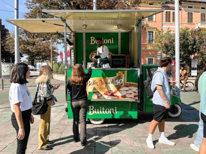 Industree porta in tour la pizza Buitoni Bella Napoli La classica