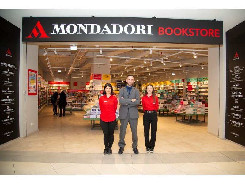 Mondadori Bookstore apre una nuova libreria nel centro commerciale Cospea Village di Terni