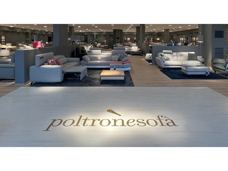 Poltronesofà (300 punti vendita) entra in Uk e si compra Scs (100 negozi)