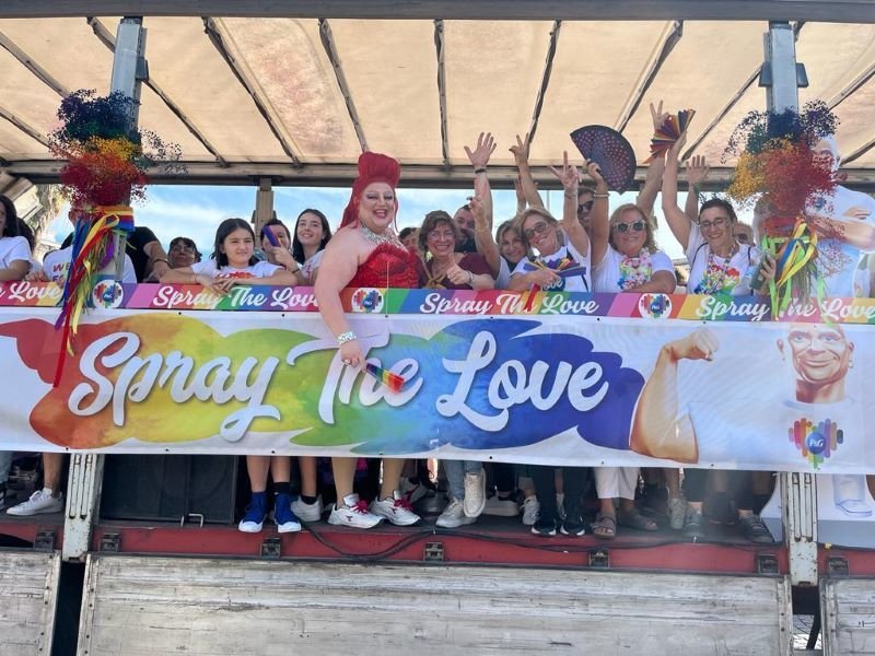 "Spray the love": P&G a fianco del Roma Pride 2023