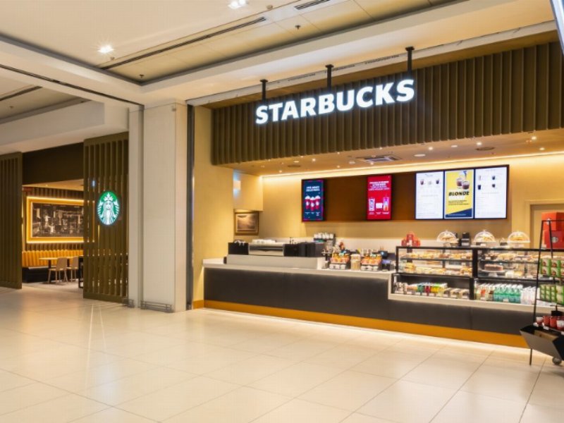 Starbucks apre due nuovi store