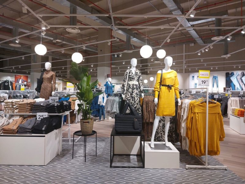 Takko Fashion apre un nuovo negozio a Urbino