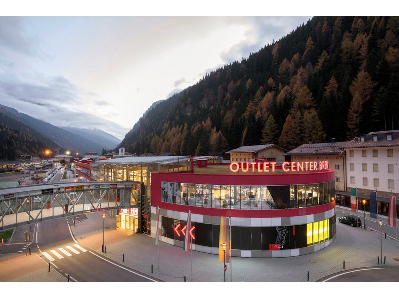 Tre anni di lavori e 25 milioni per l'outlet Brenner