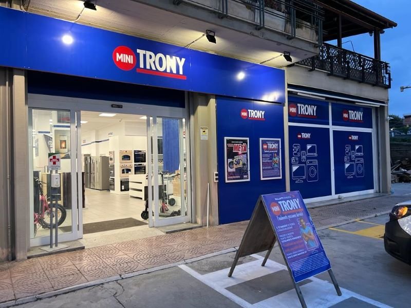 Trony inaugura un nuovo Mini Trony a Velletri (Rm)