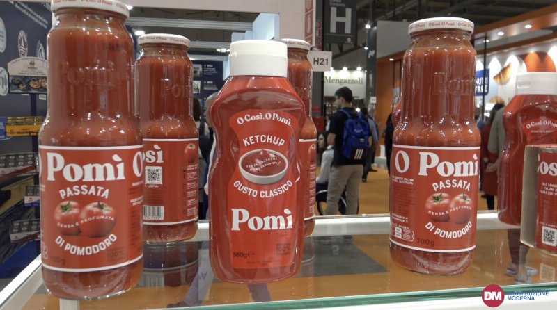 Una nuova veste grafica per il packaging di Pomì