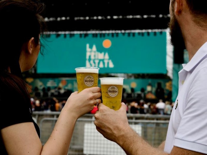 Warsteiner si riconferma birra ufficiale del festival "La prima estate" a Lido di Camaiore