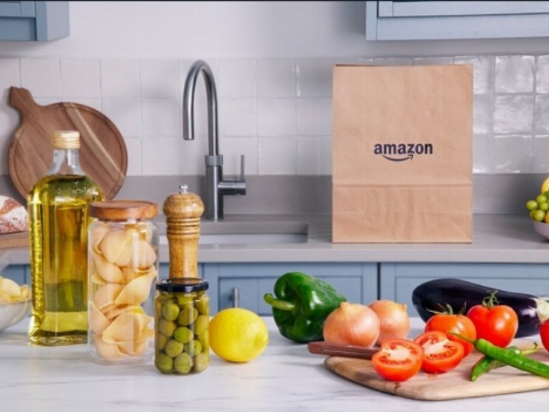 Amazon sfida la Gdo con la consegna della spesa in giornata per tutti i clienti