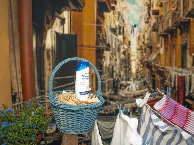 Head & Shoulders omaggia l'Italia con una nuova ironica campagna