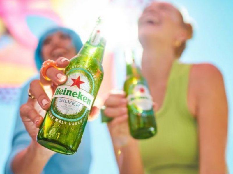 Heineken lancia la nuova campagna "Un brindisi ai tifosi, quelli veri”