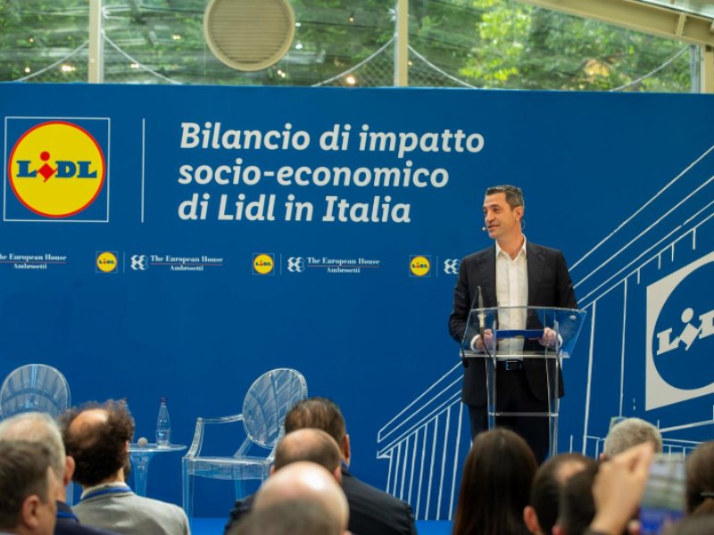 Le vendite di Lidl a 7,2 miliardi. Investimento di 1,5 miliardi per 150 pdv