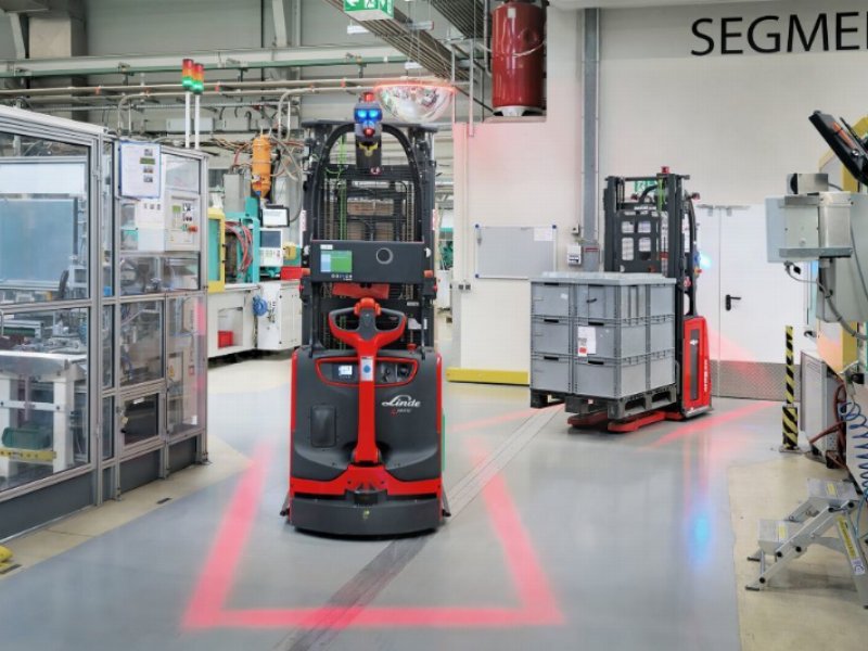 Linde MH lancia i nuovi Agv stoccatori L-Matic hd