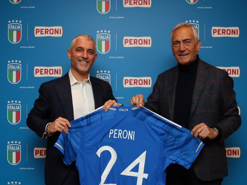 Peroni torna in campo con le nazionali italiane di calcio