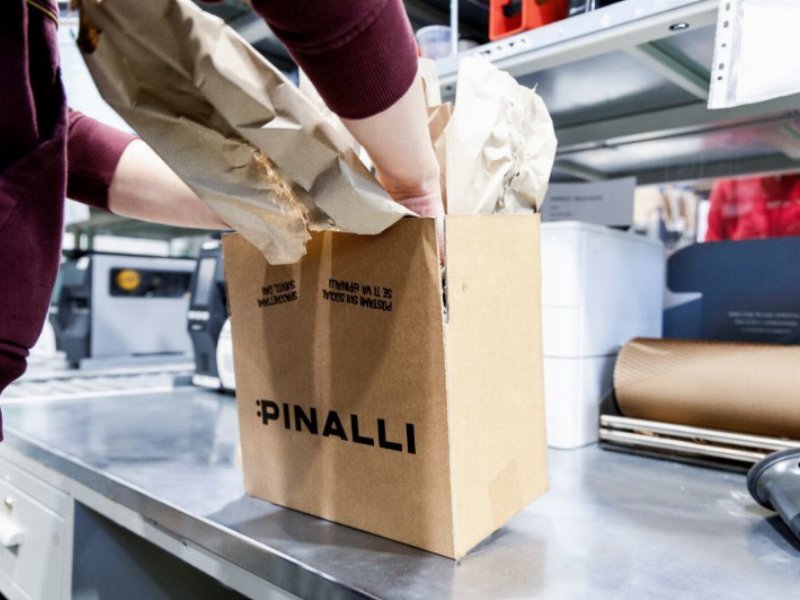 Pinalli elimina la plastica dal packaging per l'e-commerce