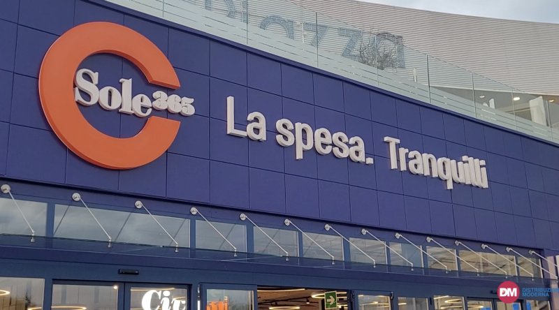 Sole 365 inaugura nel Centro Commerciale Campania