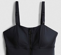 Primark lancia il primo costume da bagno adattivo della collezione di abbigliamento accessibile