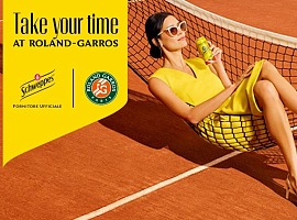 Schweppes on air durante il Roland-Garros con la campagna  “Take your time”