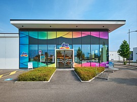 Dm Italia changes strategy and introduces low, stable prices across its entire range