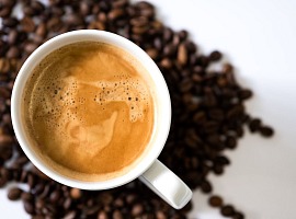 Caffè e bevande calde, un irrinunciabile sorso di piacere quotidiano