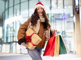 Natale: la spesa per regali supererà i 10 miliardi secondo Confcommercio