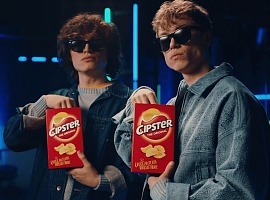 Cipster torna in tv dopo oltre 10 anni con un nuovo manifesto che ne celebra l’iconicità