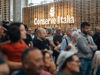 Conserve Italia apre le porte della smart factory di Pomposa: oltre 2.000 persone all