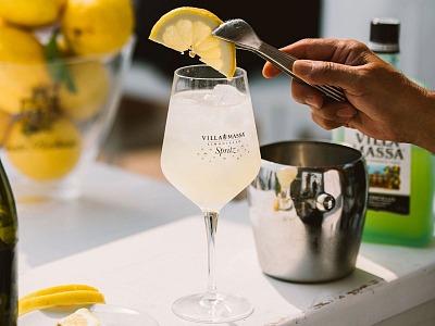 Villa Massa celebra il World Lemon Day con uno speciale spritz sorrentino