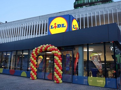 Lidl raddoppia a Bolzano, inaugura a Giussano (Mb) e cambia sede a Motevarchi (Ar)
