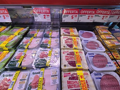 La febbre dei prezzi al consumo: ad agosto +3,3%. Fermo il carrello della spesa