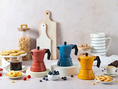 Moneta porta il colore nel segmento caffettiere con la nuova linea Moka 151