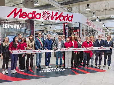 MediaWorld e Bennet rafforzano la partnership: nuovo shop-in-shop a Nichelino MediaWorld e Bennet rafforzano la partnership: nuovo shop-in-shop a Nichelino
