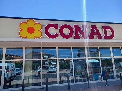 Conad Nord Ovest ha aperto un nuovo Conad City a Scarperia e San Piero (Fi), in Via Provinciale 1. Un supermercato di prossimità