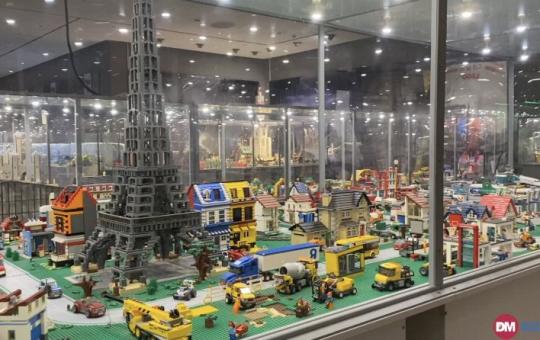 Oriocenter ospita la mostra Lego