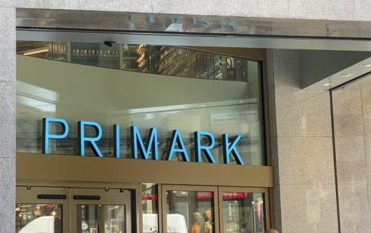 Primark apre a Milano il nuovo flagship store e headquarter per l’Italia